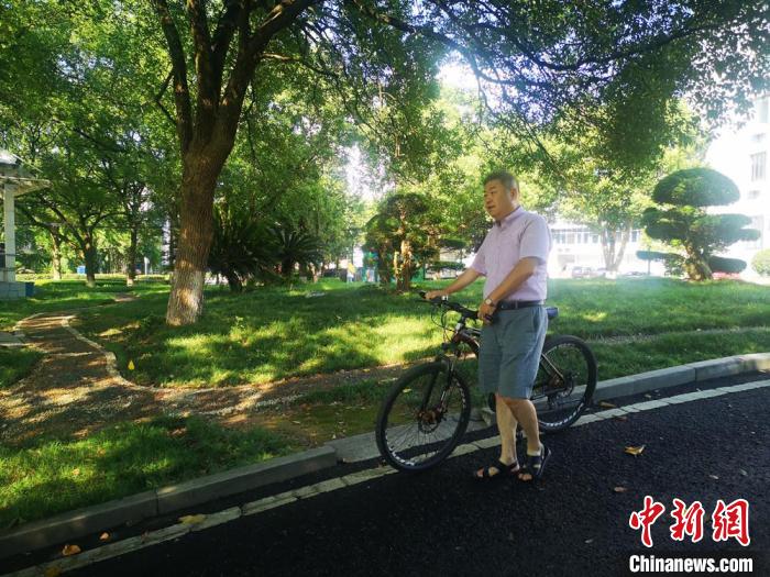 首个在湖南设立奖学金的外籍教师:用语言搭建韩中往来桥梁